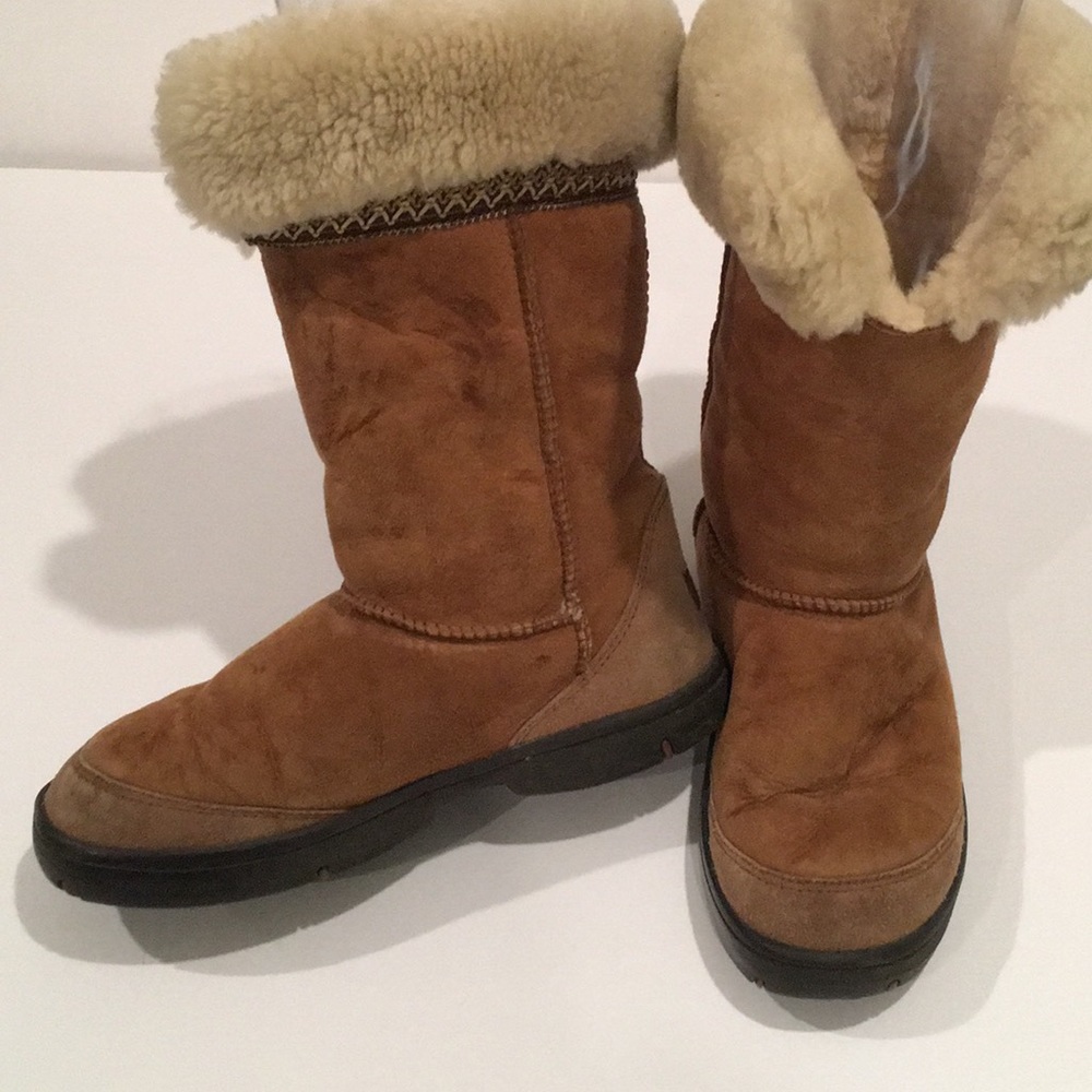 Ugg Ultimate Cuff Shearling Boot W/Tread Sole - image 6